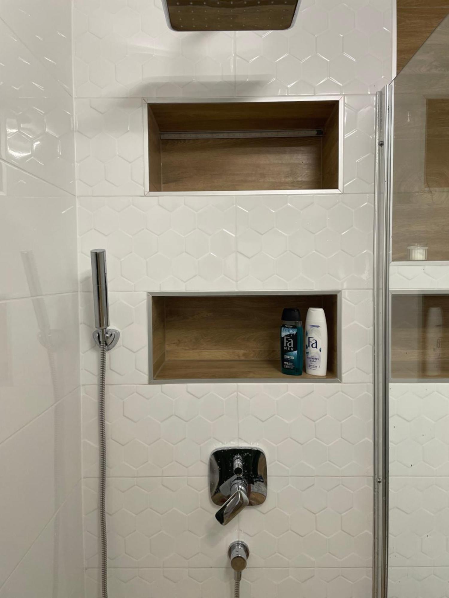 Hexagon Apartman Segedyn Zewnętrze zdjęcie